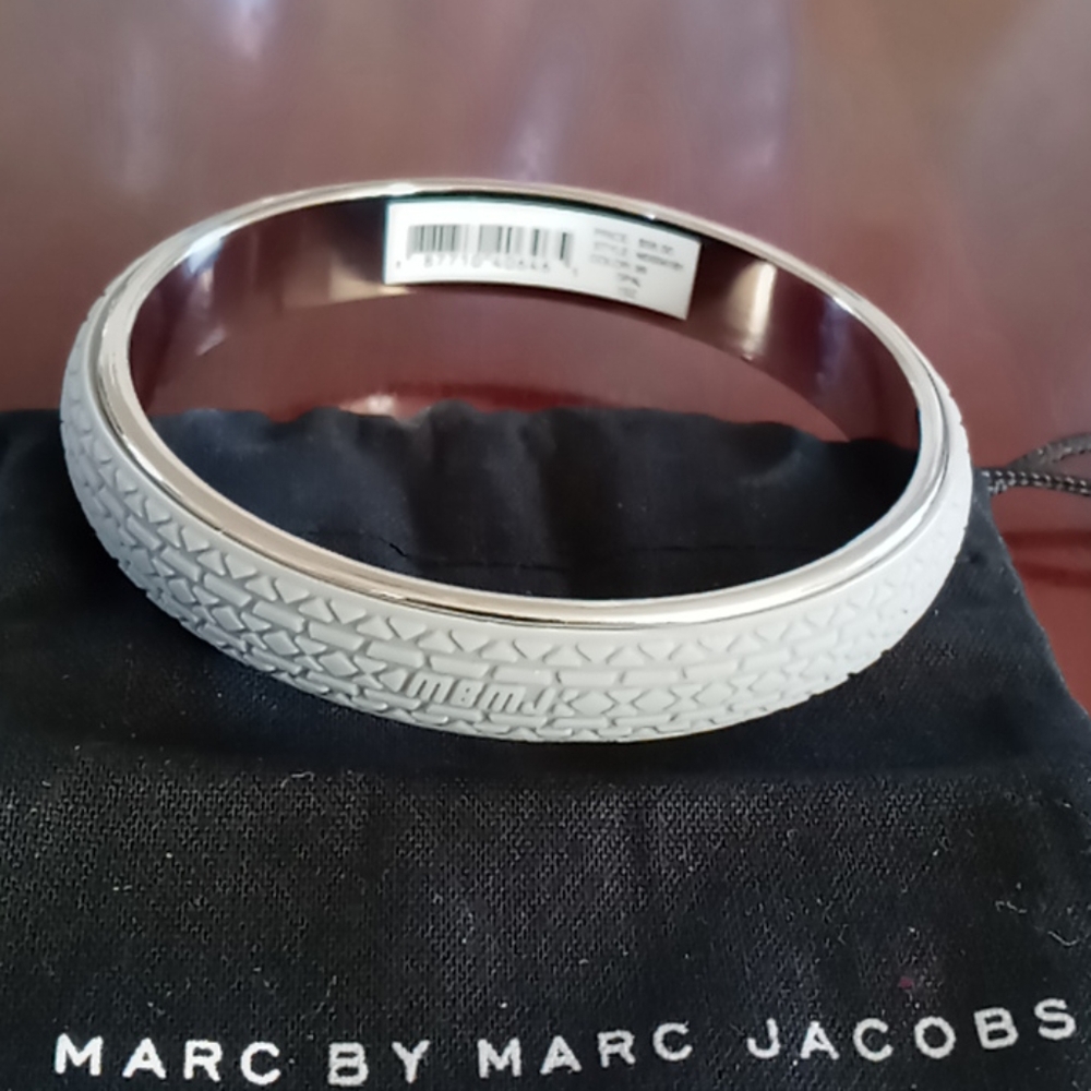 Classy silver and grey bangle bracelet